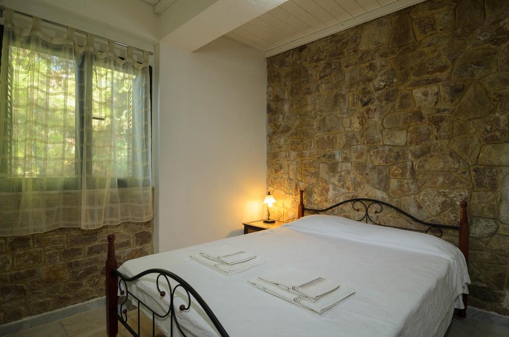 Maria Elena Villas Neos Marmaras Phòng bức ảnh